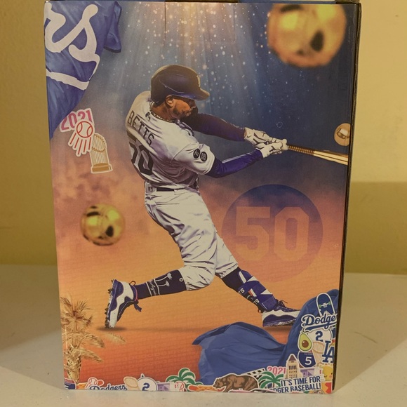 LA DODGERS MOOKIE BETTS BOBBLEHEAD **SOLD** - Picture 3 of 4